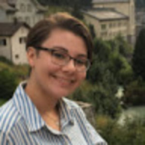 Meet your Posher, Lauren